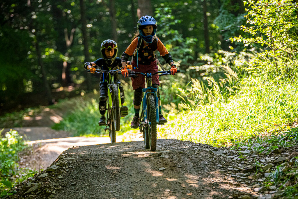 Obóz rowerowy MTB dla dzieci z Young Riders w Srebrnej Górze/Rychelby